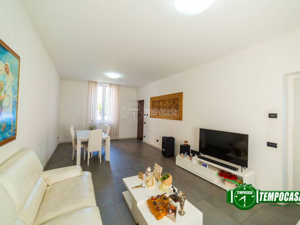 casa indipendente in vendita a Castellanza