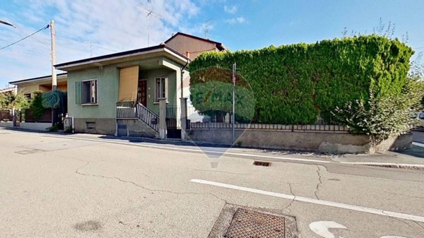 casa indipendente in vendita a Castellanza
