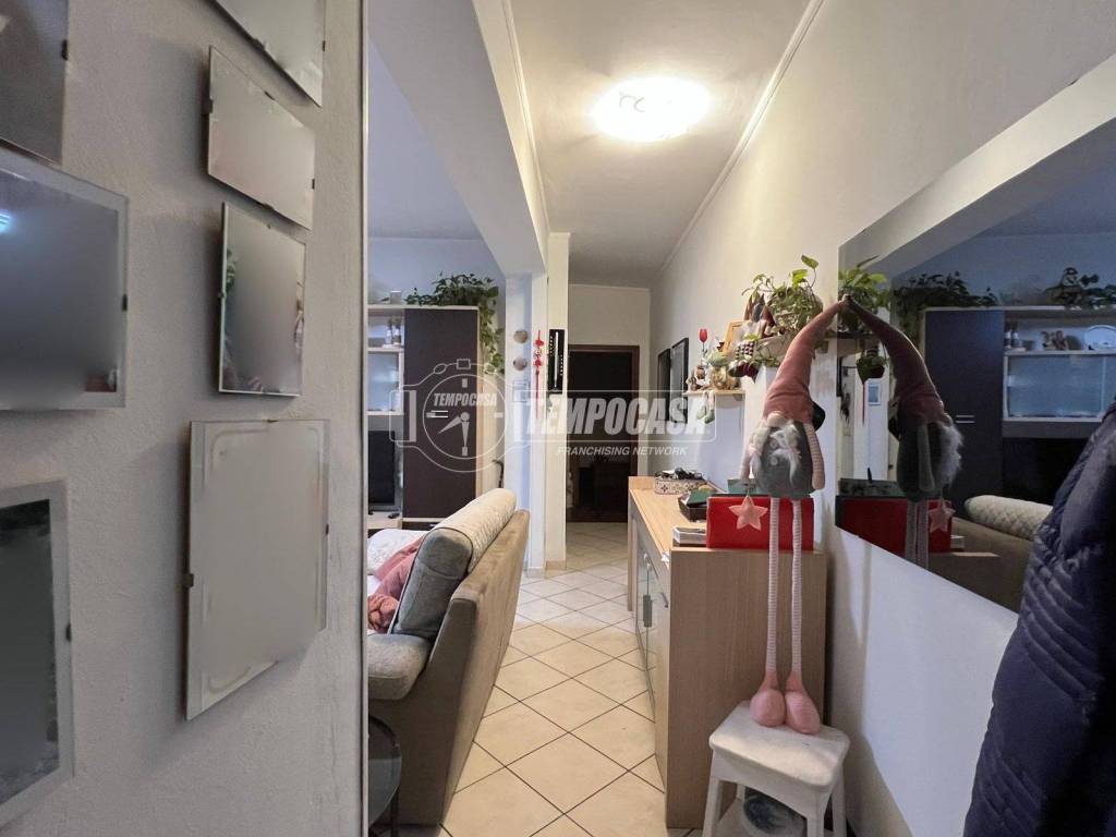 appartamento in vendita a Castellanza in zona Buon Gesù