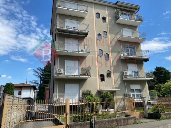 appartamento in vendita a Castellanza in zona Castegnate