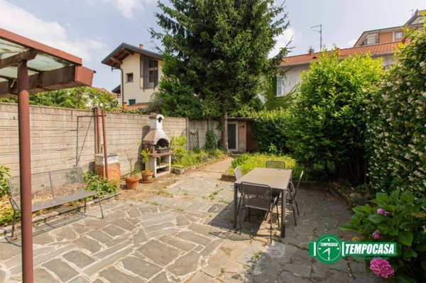 casa indipendente in vendita a Castellanza