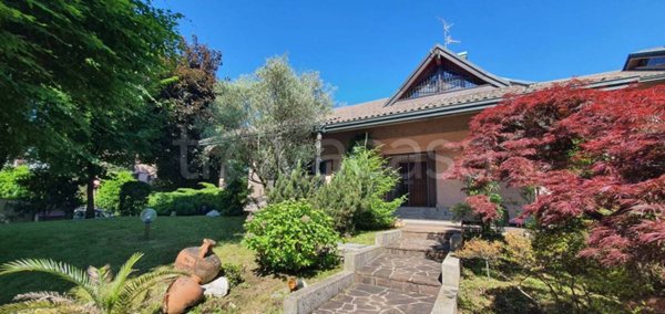 casa indipendente in vendita a Castellanza