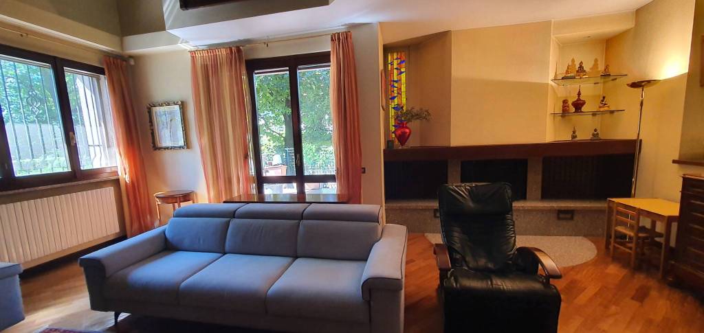 casa indipendente in vendita a Castellanza