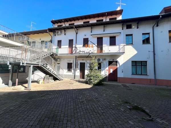 casa indipendente in vendita a Castellanza