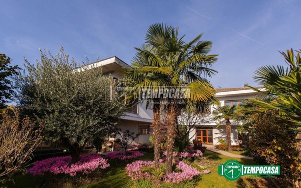 casa indipendente in vendita a Castellanza