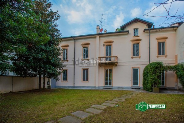 casa indipendente in vendita a Castellanza