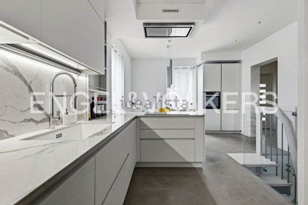 casa indipendente in vendita a Castellanza