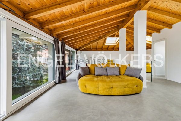 casa indipendente in vendita a Castellanza