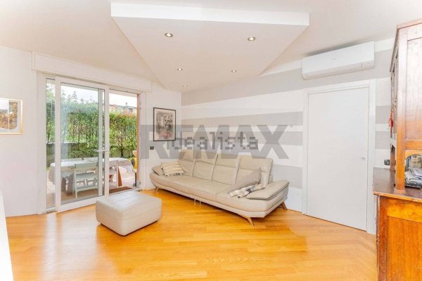 appartamento in vendita a Castellanza in zona Castegnate