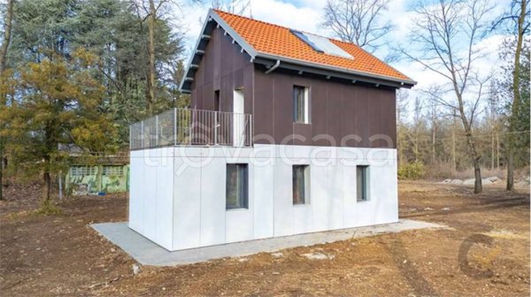 casa indipendente in vendita a Castellanza