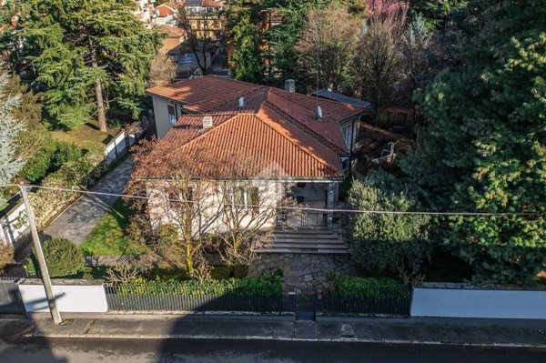 casa indipendente in vendita a Castellanza