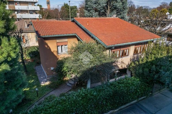 casa indipendente in vendita a Castellanza