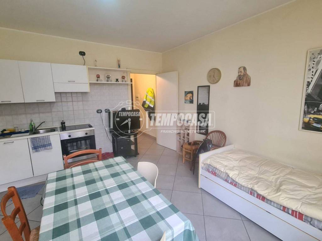 appartamento in vendita a Castellanza in zona Castegnate