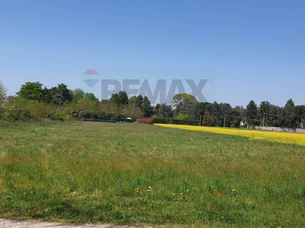 terreno agricolo in vendita a Castellanza in zona Castegnate