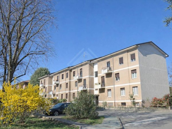 appartamento in vendita a Castellanza in zona Castegnate