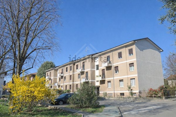 appartamento in vendita a Castellanza in zona Castegnate