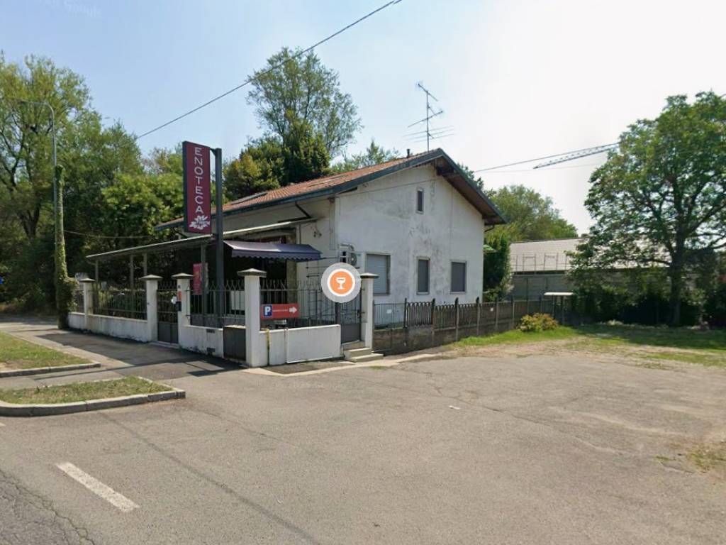 negozio in vendita a Castellanza