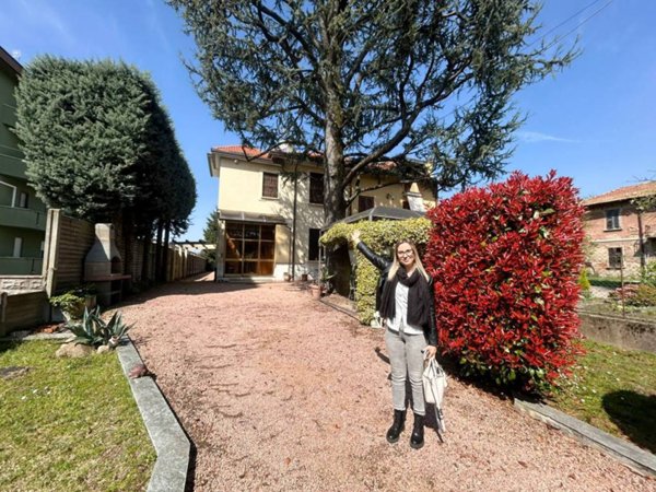 casa indipendente in vendita a Castellanza