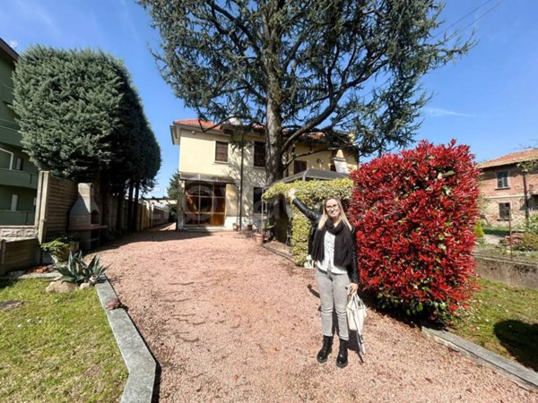 casa indipendente in vendita a Castellanza