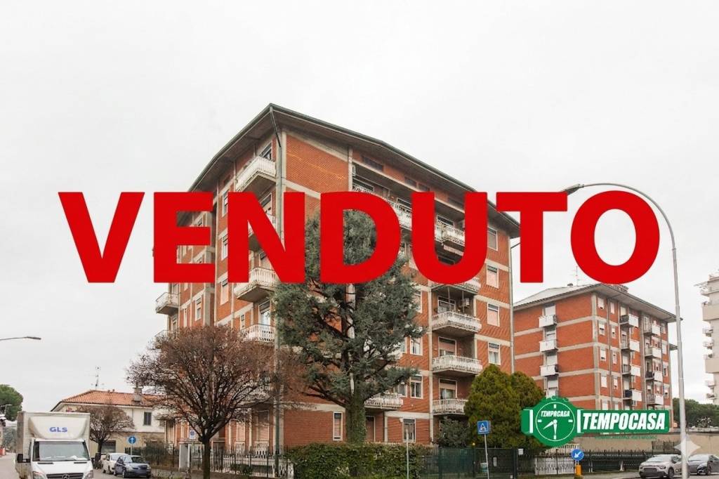 appartamento in vendita a Castellanza in zona Castegnate