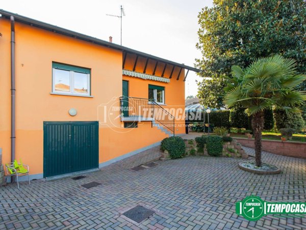 casa indipendente in vendita a Castellanza