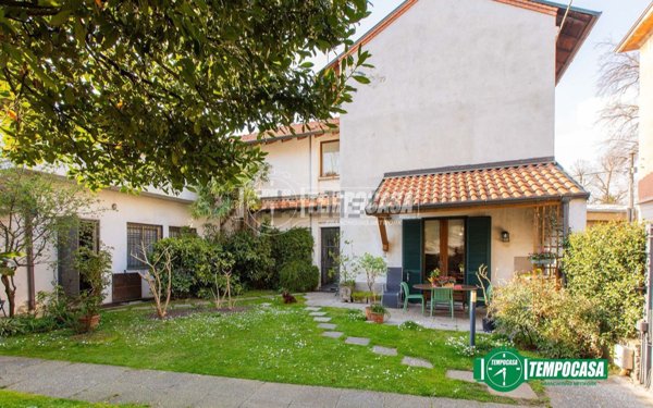 casa indipendente in vendita a Castellanza