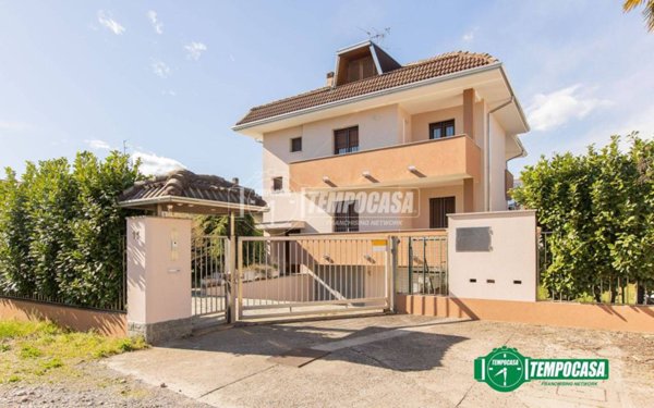 appartamento in vendita a Castellanza in zona Buon Gesù