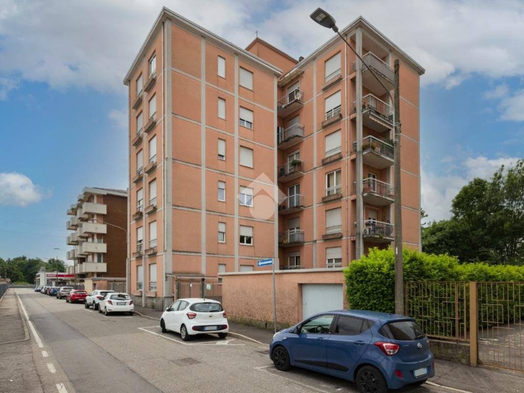 appartamento in vendita a Castellanza in zona Buon Gesù