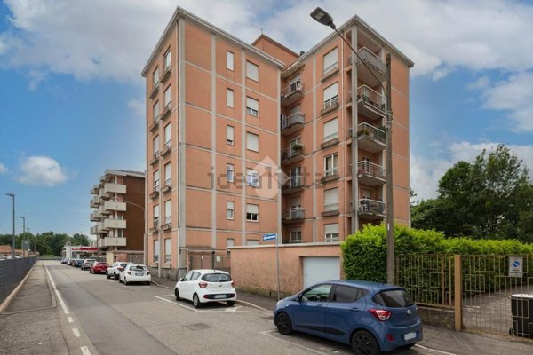 appartamento in vendita a Castellanza in zona Buon Gesù