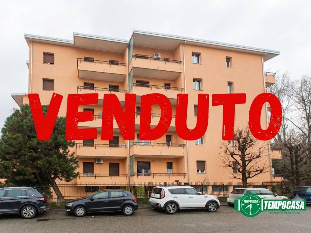 appartamento in vendita a Castellanza in zona Castegnate