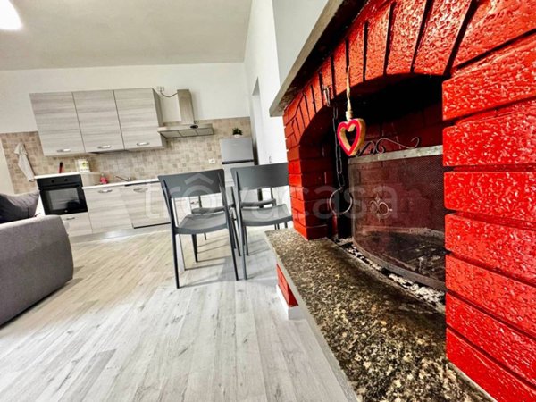 appartamento in vendita a Castellanza in zona Castegnate