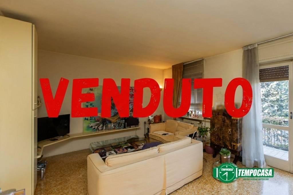 appartamento in vendita a Castellanza in zona Castegnate