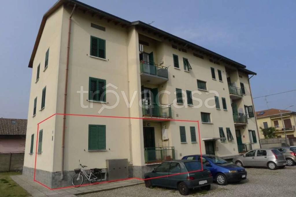 appartamento in vendita a Castellanza in zona Castegnate