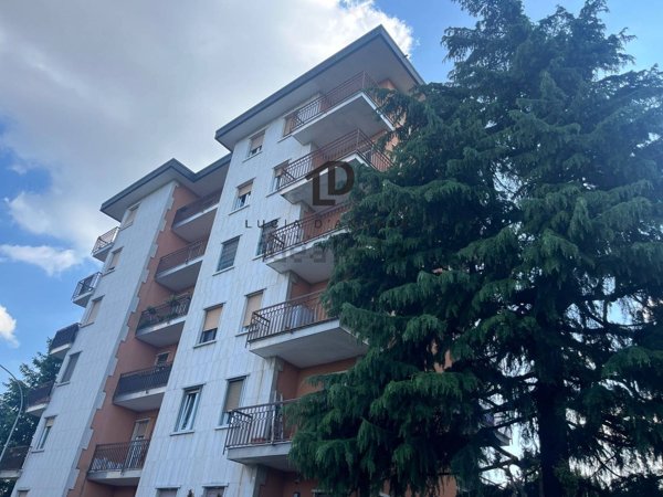 appartamento in vendita a Castellanza in zona Castegnate