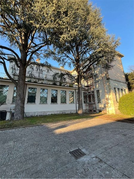 appartamento in vendita a Castellanza in zona Castegnate