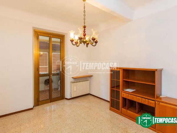 appartamento in vendita a Castellanza in zona Castegnate