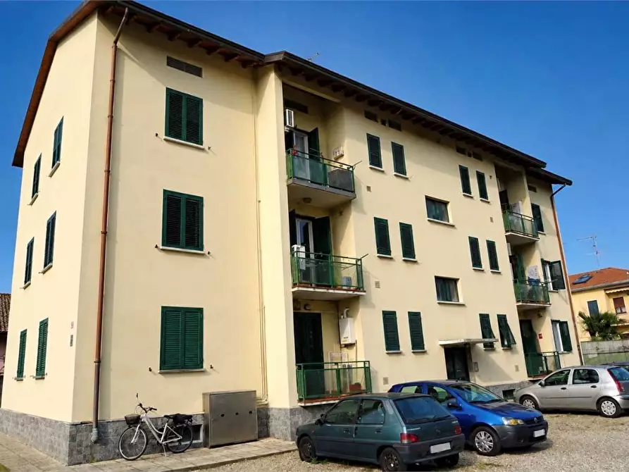 appartamento in vendita a Castellanza in zona Castegnate