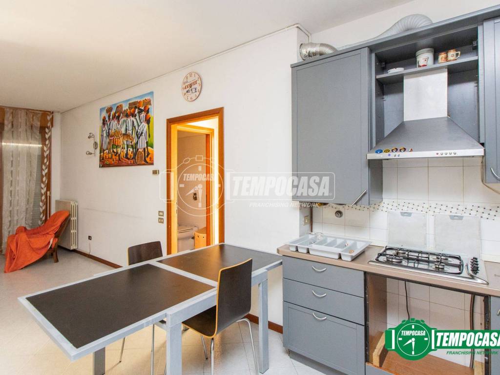 appartamento in vendita a Castellanza in zona Castegnate