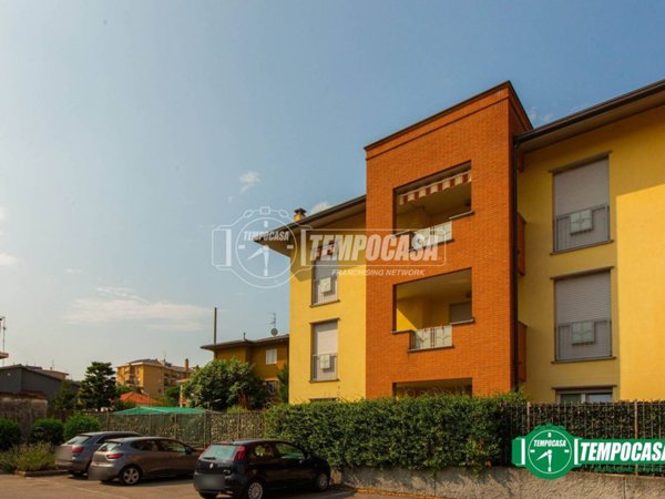 appartamento in vendita a Castellanza in zona Castegnate