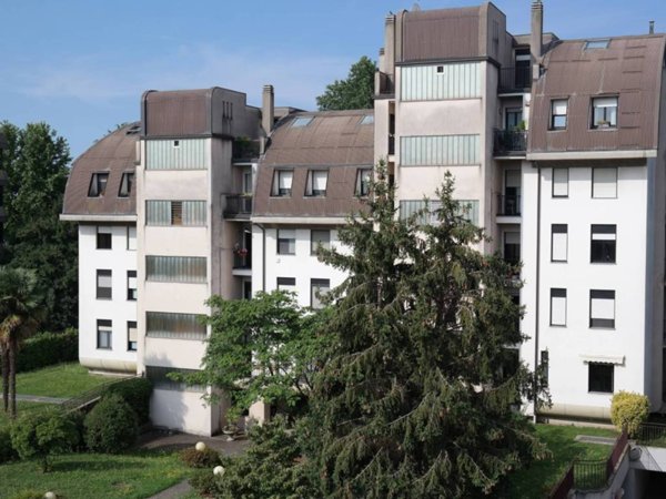 appartamento in vendita a Castellanza in zona Castegnate
