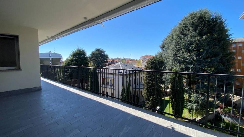 appartamento in vendita a Castellanza in zona Buon Gesù