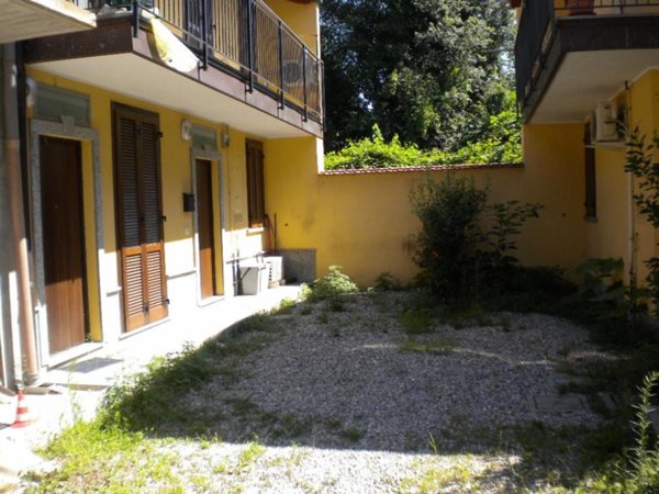 appartamento in vendita a Castellanza in zona Castegnate