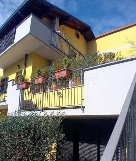 appartamento in vendita a Castellanza in zona Castegnate
