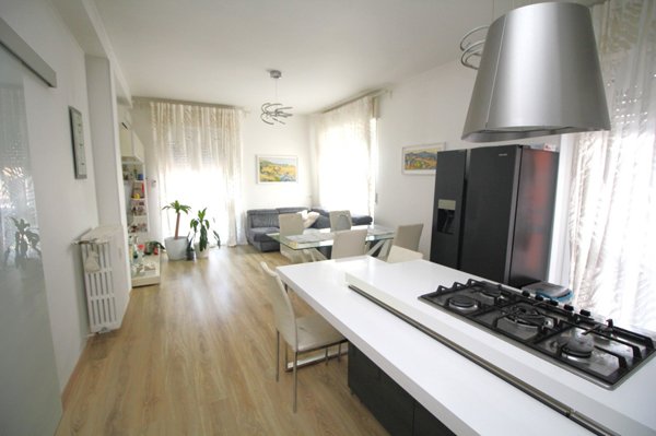 appartamento in vendita a Castellanza in zona Buon Gesù