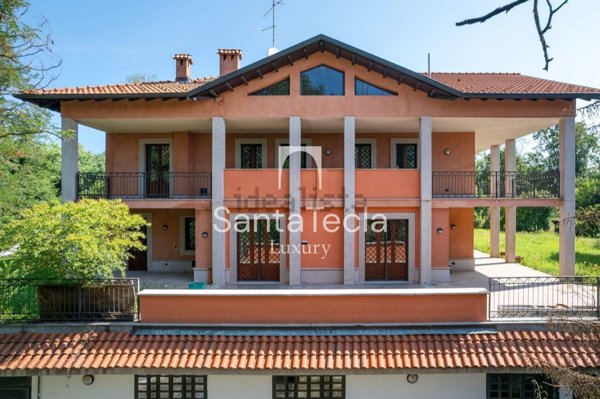 casa indipendente in vendita a Castellanza in zona Buon Gesù
