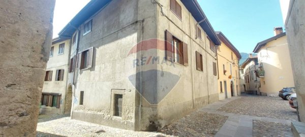 appartamento in vendita a Castello Cabiaglio