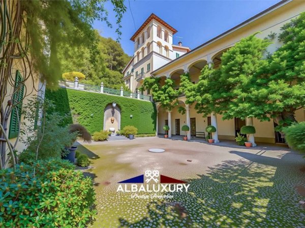 intera palazzina in vendita a Castello Cabiaglio