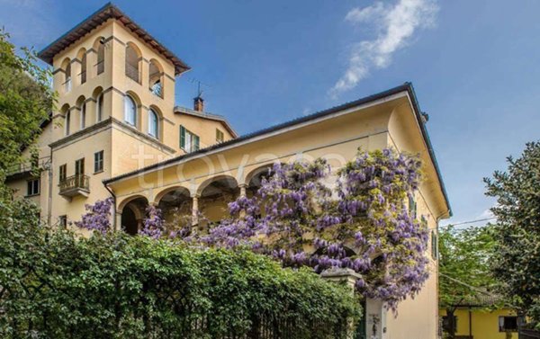 casa indipendente in vendita a Castello Cabiaglio