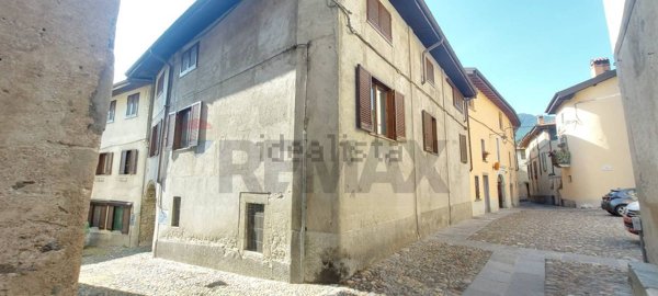 appartamento in vendita a Castello Cabiaglio