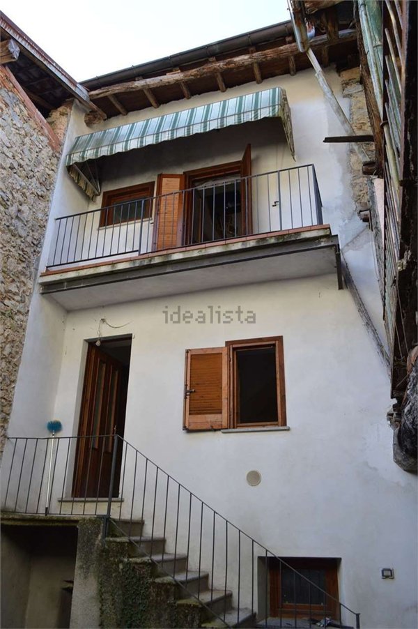 appartamento in vendita a Castello Cabiaglio